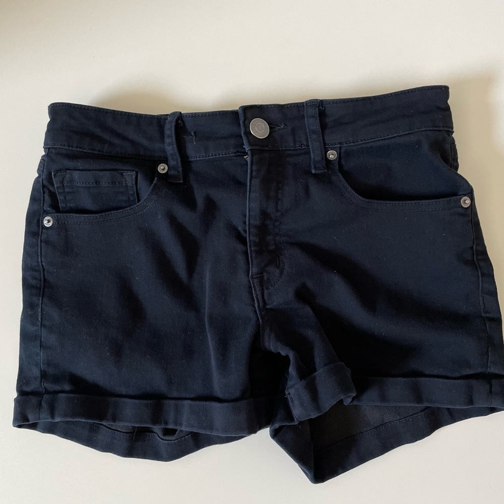 black aeropastle shorts womens size 8